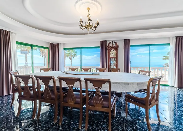 Authentic Canarian With Pool And Ocean Views Los Menores