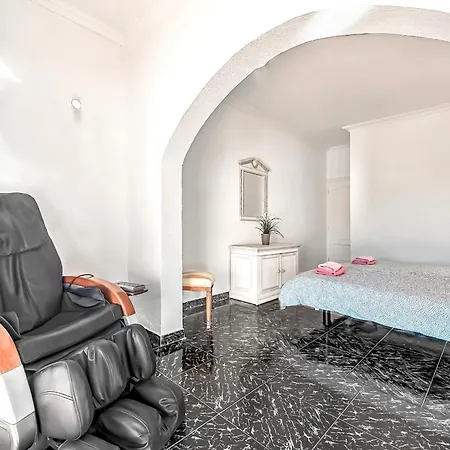 Villa Authentic Canarian With Pool And Ocean Views *