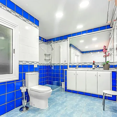 Authentic Canarian With Pool And Ocean Views Villa *